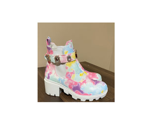 Sassy Rainbow booties